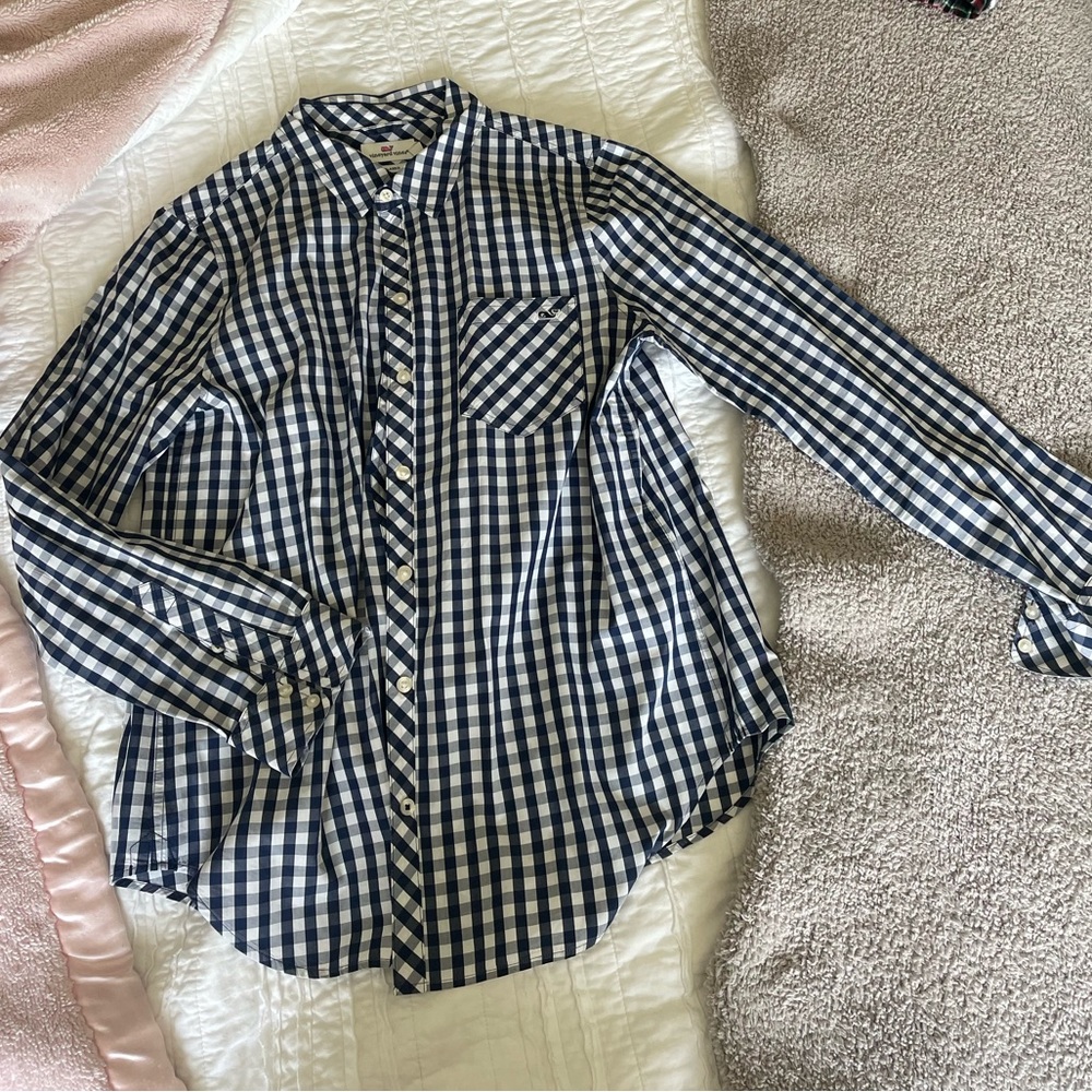 Vineyard Vines shirt LIKE NEW